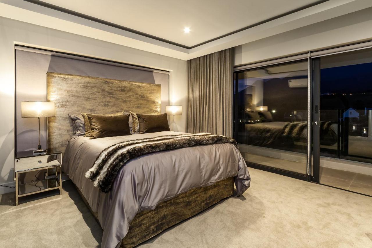 Villa De Luxe Franschhoek Esterno foto