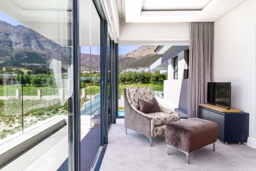 Villa De Luxe Franschhoek Esterno foto